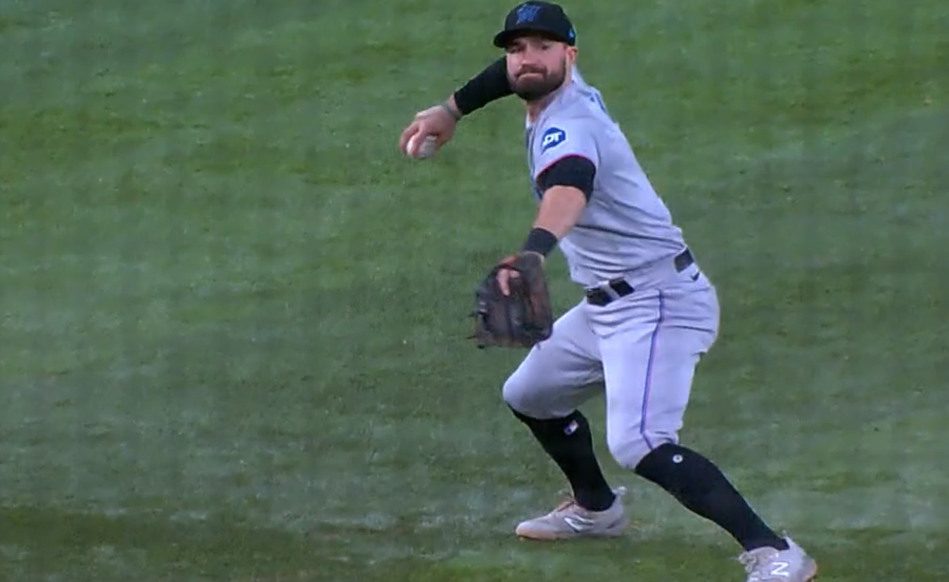 Jon Berti makes a play