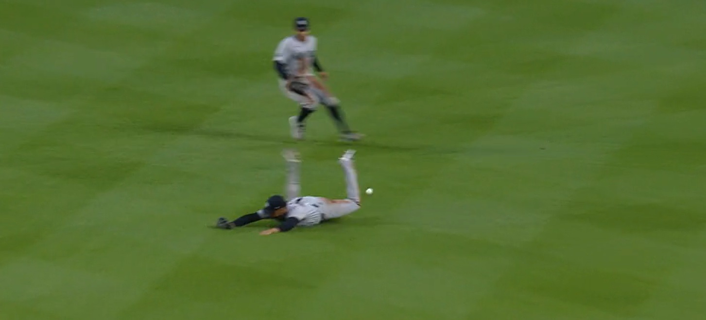 Soto can't make the play