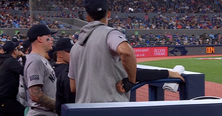 juan-soto-wrapped-hand