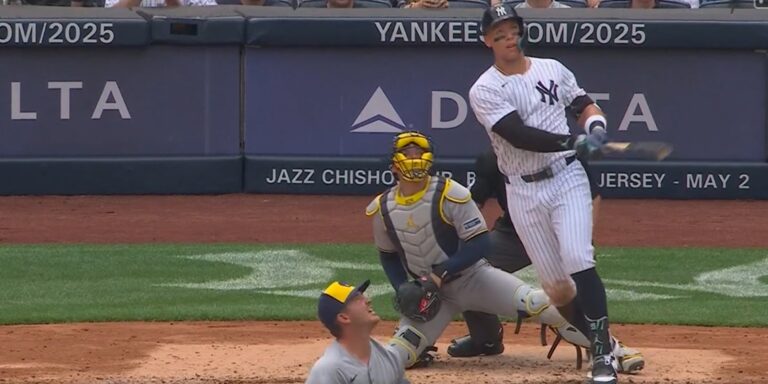 Aaron Judge hits a grand slam against the Brewers