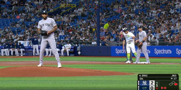 Luis Gil in the middle of a terrible inning