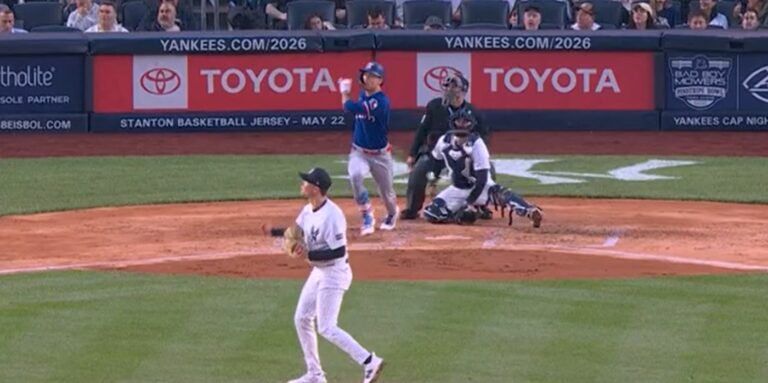 Warren allows a home run